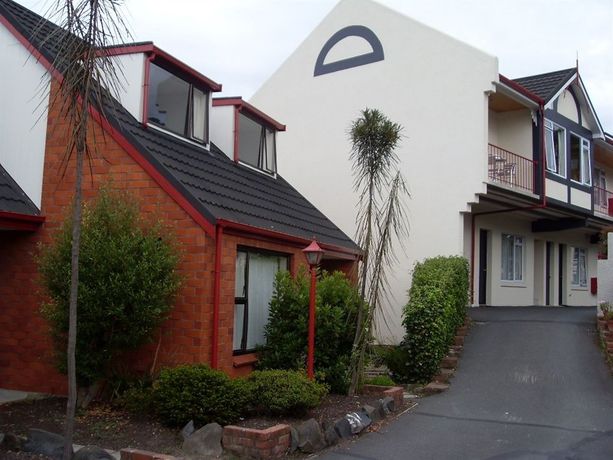 Imagen de los exteriores del Motel Dunedin and Villas. Foto 13