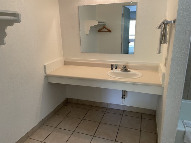 Imagen de la habitación del Motel Durango. Foto 15