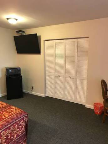 Imagen de la habitación del Motel Dutch Palmyra. Foto 2