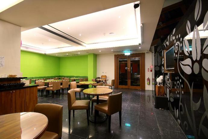 Imagen de los interiores del Motel Ease, Caotun. Foto 6