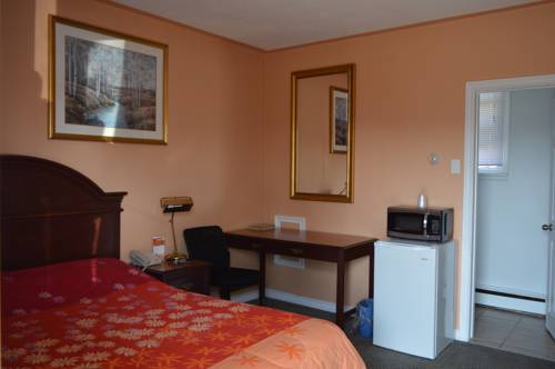 Imagen de la habitación del Motel East Court. Foto 8
