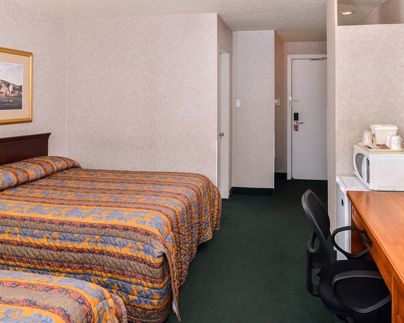 Imagen de los interiores del Motel Econo Lodge Village. Foto 14
