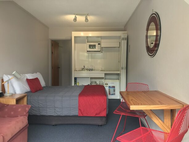 Imagen de la habitación del Motel Edelweiss, Bah&iacute;a de las Islas. Foto 19