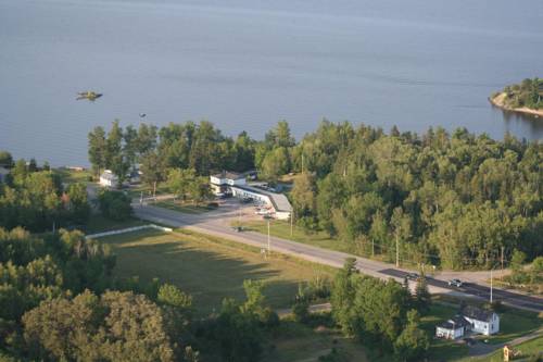 Imagen general del Motel Edgewater and Campground. Foto 1