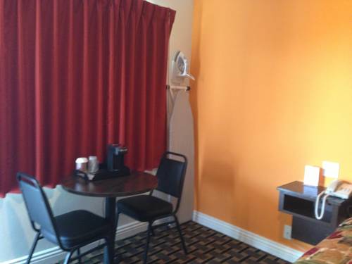 Imagen de la habitación del Motel El Rancho, Los &Aacute;ngeles. Foto 6