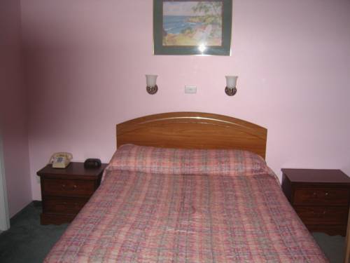 Imagen de la habitación del Motel El Rancho, Watsonville. Foto 5