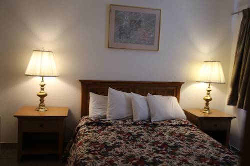 Imagen de la habitación del Motel El Ray. Foto 16