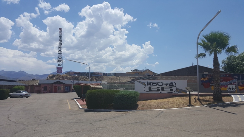 Imagen de los exteriores del Motel El Trovatore. Foto 11