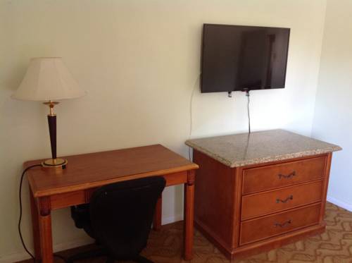 Imagen de la habitación del Motel Elsinore Hotsprings. Foto 5