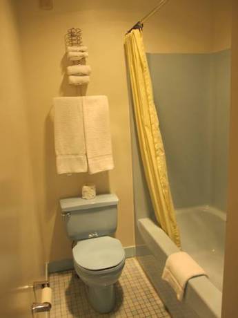 Imagen de la habitación del Motel Embassy Inn Ithaca. Foto 8