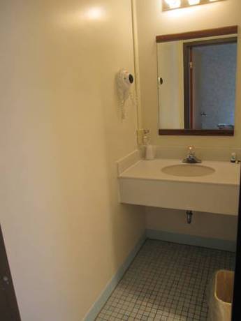 Imagen de la habitación del Motel Embassy Inn Ithaca. Foto 12