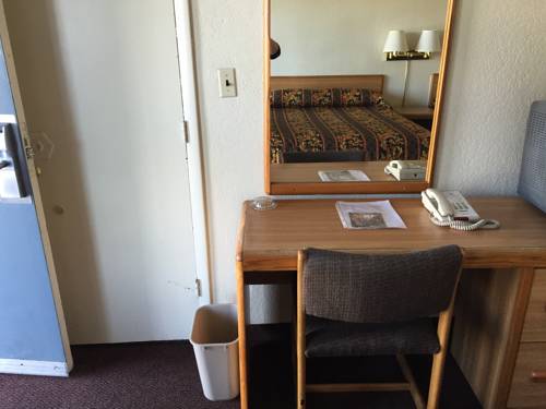 Imagen de la habitación del Motel Ez 8 Airporter. Foto 7