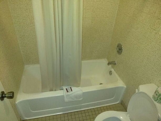Imagen de la habitación del Motel E-z 8 Newark. Foto 8
