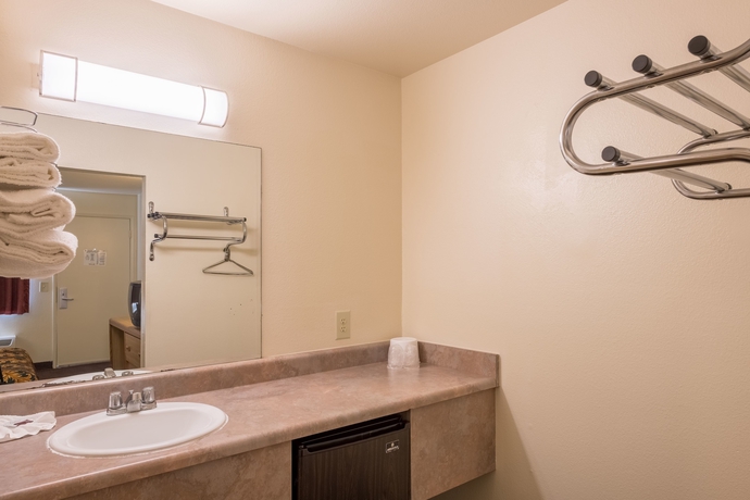 Imagen de la habitación del Motel E-z 8 Old Town. Foto 9