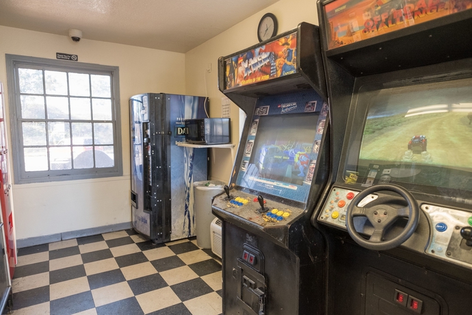 Imagen de los interiores del Motel E-z 8 Old Town. Foto 16