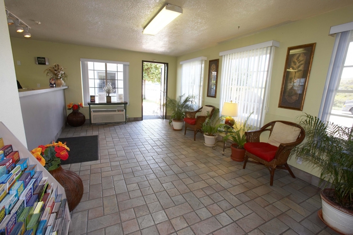 Imagen de los interiores del Motel E-z 8 Old Town. Foto 18