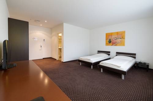 Imagen de la habitación del Motel Fehraltorf. Foto 13