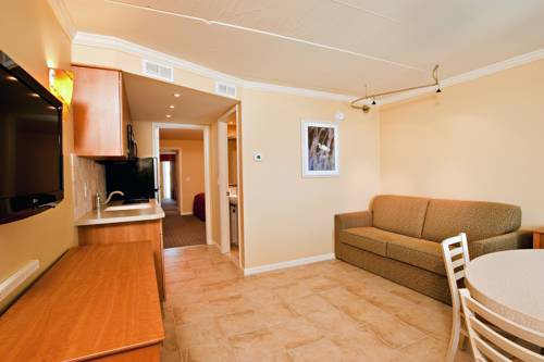 Imagen de la habitación del Motel Fleur De Lis Beach. Foto 3