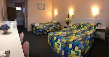 Imagen de los interiores del Motel Forster Palms. Foto 14