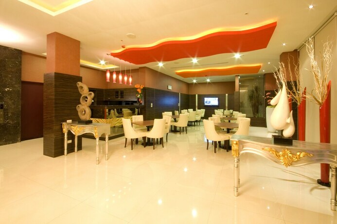 Imagen del bar/restaurante del Motel Fortune Villa. Foto 12