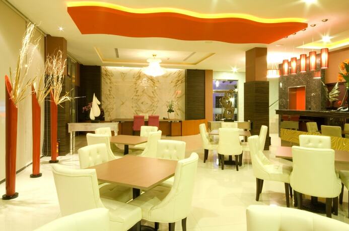 Imagen del bar/restaurante del Motel Fortune Villa. Foto 13