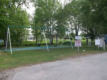 Imagen de la habitación del Motel Franklin and Trailer Park. Foto 13