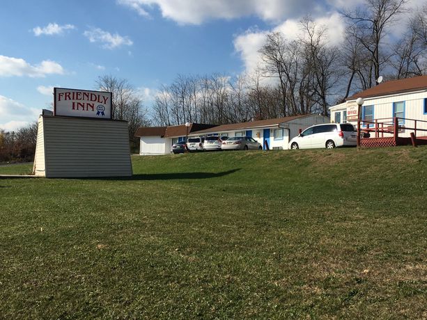 Imagen de los exteriores del Motel Friendly Inn. Foto 7