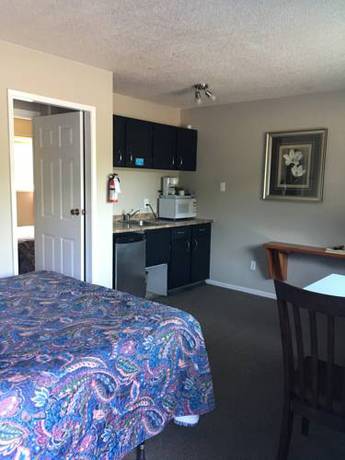Imagen de la habitación del Motel Fuller Lake. Foto 3