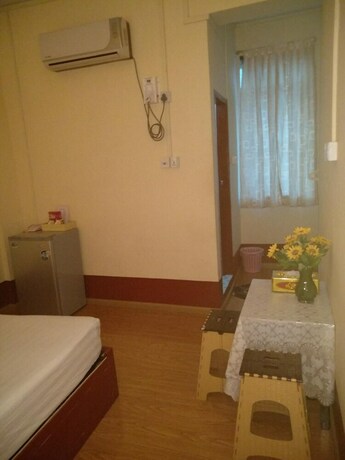 Imagen de la habitación del Motel Galaxy Hpa An. Foto 22