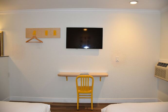 Imagen general del Motel Gateway Lodge, Monterey. Foto 5