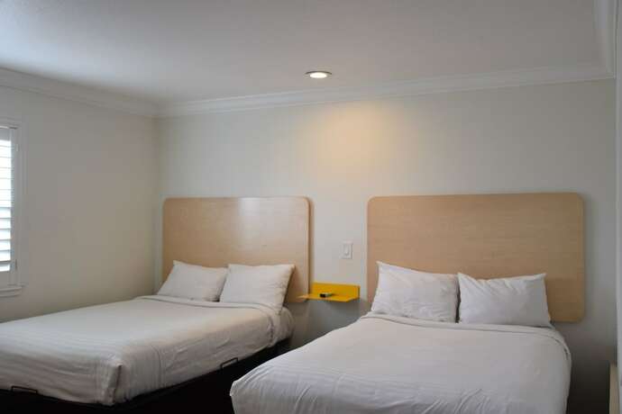 Imagen de la habitación del Motel Gateway Lodge, Monterey. Foto 16