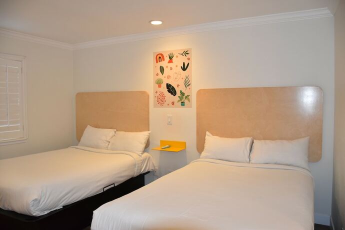 Imagen de la habitación del Motel Gateway Lodge, Monterey. Foto 18