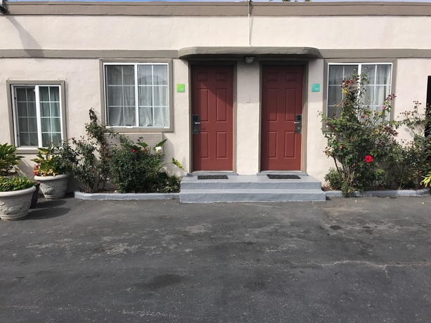 Imagen de los exteriores del Motel Geneva Daly City. Foto 13