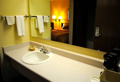 Imagen de la habitación del Motel Geneva Inn, Saint Charles. Foto 13