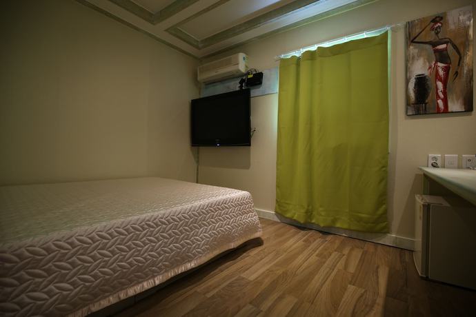 Imagen de la habitación del Motel Geogi. Foto 16