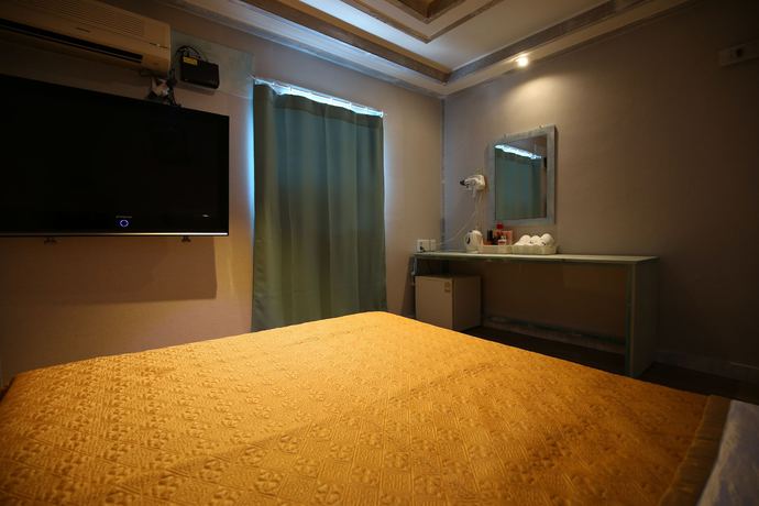 Imagen de la habitación del Motel Geogi. Foto 17