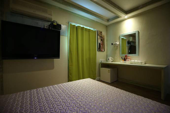 Imagen de la habitación del Motel Geogi. Foto 20