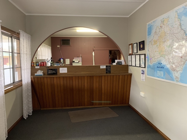 Imagen de los interiores del Motel Gilgandra. Foto 16