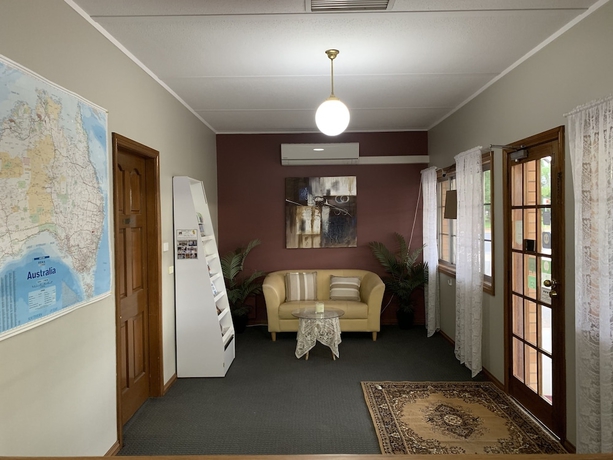 Imagen de los interiores del Motel Gilgandra. Foto 17