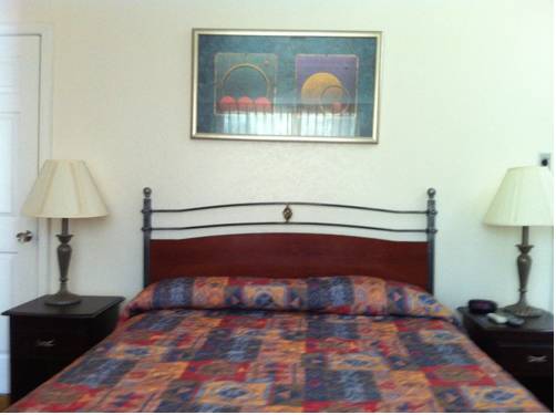 Imagen de la habitación del Motel Golden Chain. Foto 7