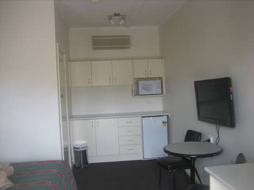 Imagen de la habitación del Motel Golden Hills. Foto 4