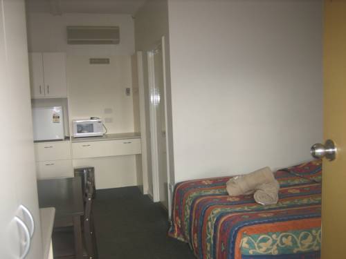 Imagen de la habitación del Motel Golden Hills. Foto 6