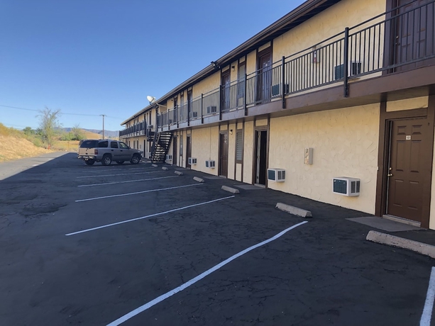 Imagen general del Motel Golden Hills, Tehachapi. Foto 2