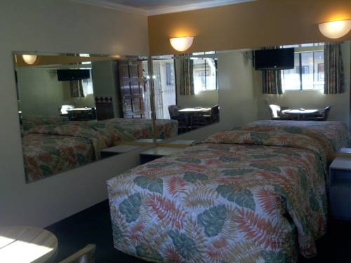 Imagen de la habitación del Motel Golden West Manor. Foto 2