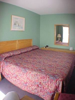 Imagen de la habitación del Motel Guest Inn, Quinte West. Foto 8