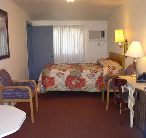 Imagen de la habitación del Motel Hacienda, Alturas. Foto 2