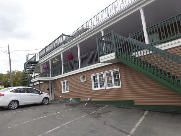 Imagen de la habitación del Motel Happy, Edmundston. Foto 8