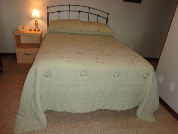 Imagen de los exteriores del Motel Happy, Edmundston. Foto 16
