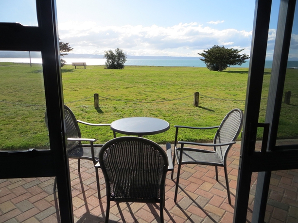 Imagen de los exteriores del Motel Harbour View on Ahuriri Beach in Napier NZ with sea view suites. Foto 6