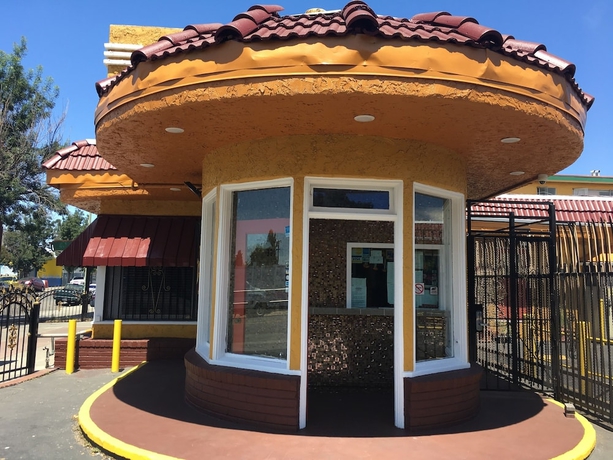 Imagen de los interiores del Motel Harris. Foto 18